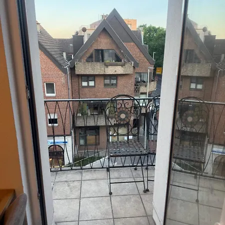 Ueber Den Daechern Von - Balkon, Wlan, Tv Und Kueche - Moeller Apartment *