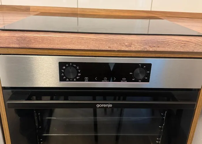 公寓 Ueber Den Daechern Von - Balkon, Wlan, Tv Und Kueche - Moeller *